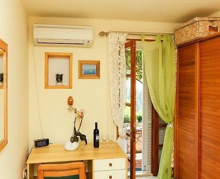 بيت ضيافة Sea Stone 3*
